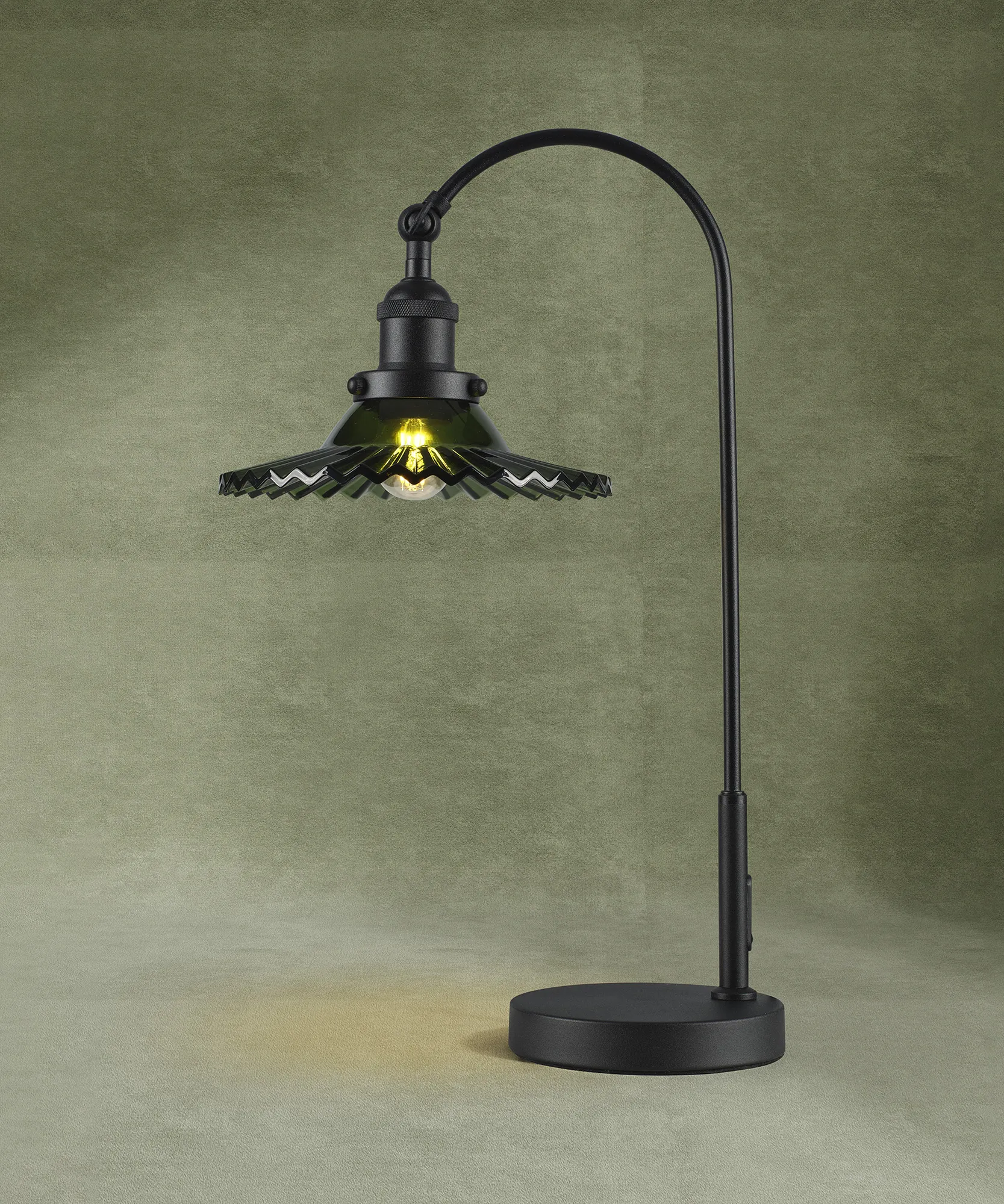 Walter-Satin Black Table Lamps Deco Armed Table Lamps